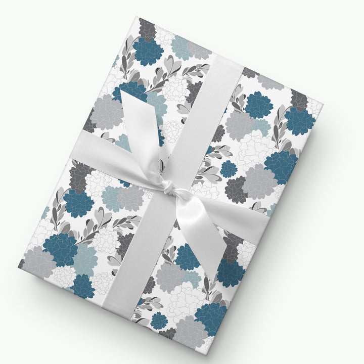 Royal Mum Wrapping Paper & Gift Tag Bundle Set