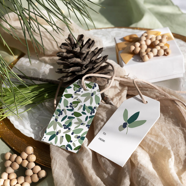 Christmas Berry Leaves Gift Tags